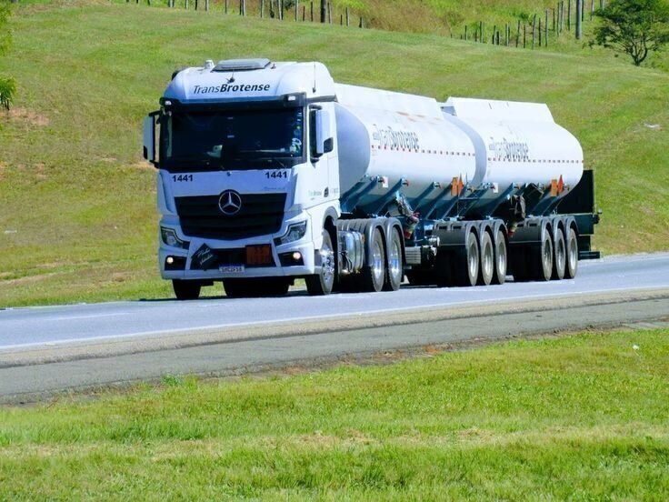 Vaga Motorista CNH E: TransBrotense em Brotas/SP - Candidate-se!