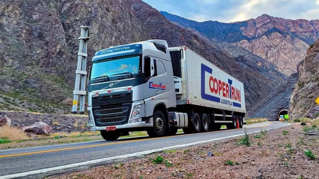 Vaga Motorista CNH D/E COOPERTRUNI | Visconde do Rio Branco