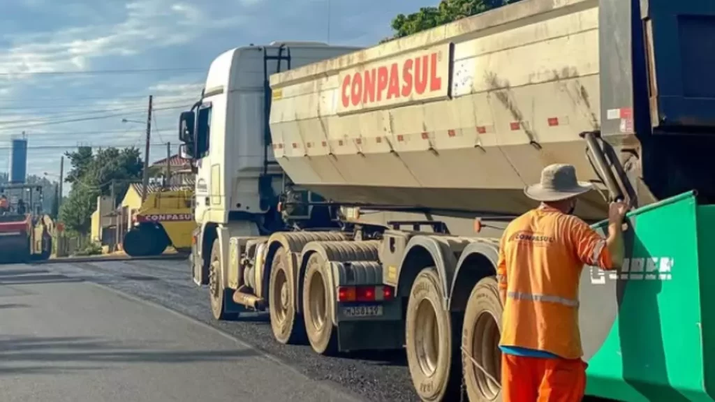 Conpasul contrata Motoristas de Caminhão e Carreta - CNH E