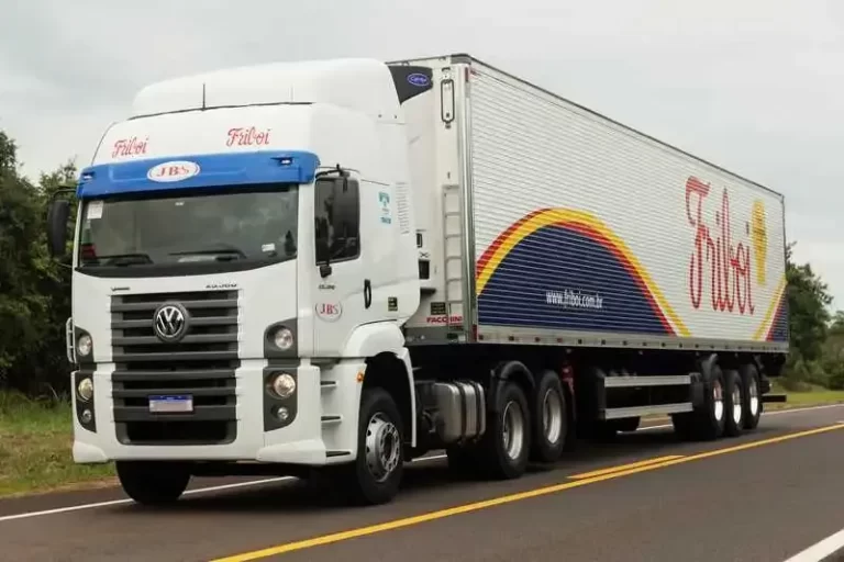 JBS: 20 Vagas para Motoristas Carreteiros em São Paulo (CNH E)