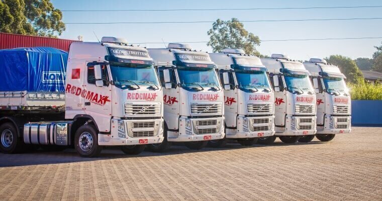 Vaga Urgente: Motorista de Bitrem para RODOMAX Transportes