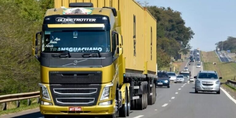 Vaga: Motorista de Veículo Pesado | Transguaçuano - CNH E