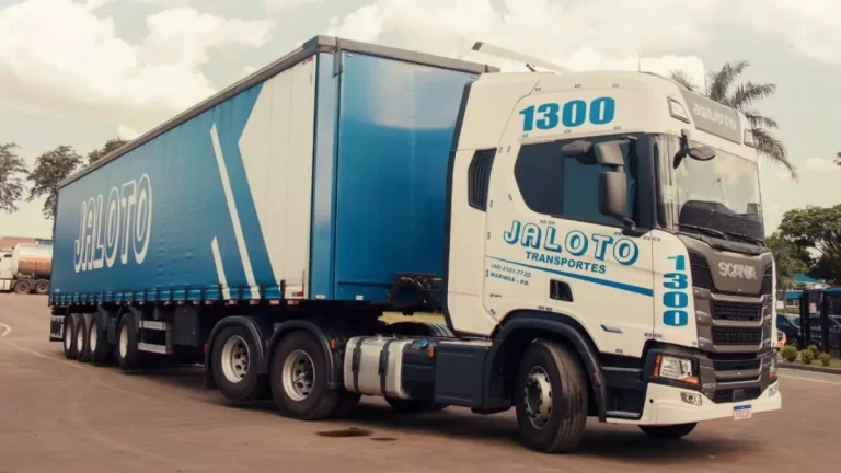 Vaga Motorista Carreteiro CNH-E | Jaloto Transportes Vale do Paraíba