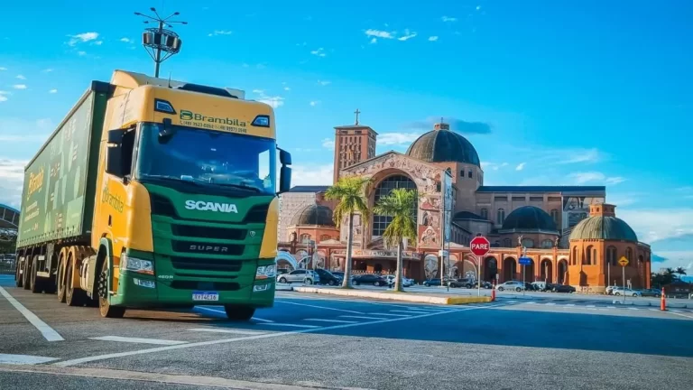Vagas Motorista Carreteiro Brambila: Escola de Formação Aberta