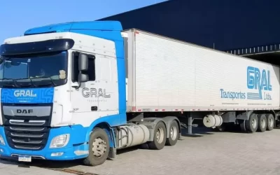 Vaga para Motorista Carreteiro: Transportes Gral Contrata em SC/SP