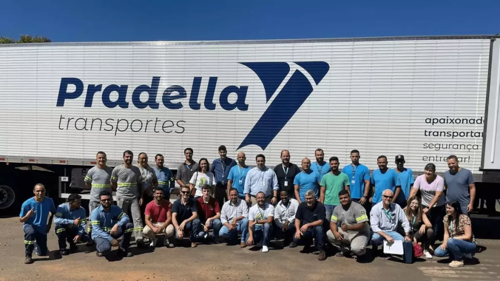Vagas Motoristas CNH C, D ou E - Pradella Transportes Verê/PR