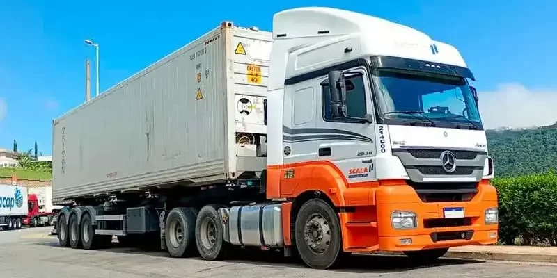 Scala Logística Contrata Motoristas Carreteiros em Embu das Artes (SP)