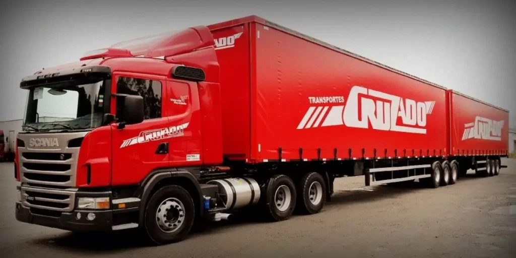 Transportes Cruzado: Vagas para Motoristas CNH E em Joinville/SC