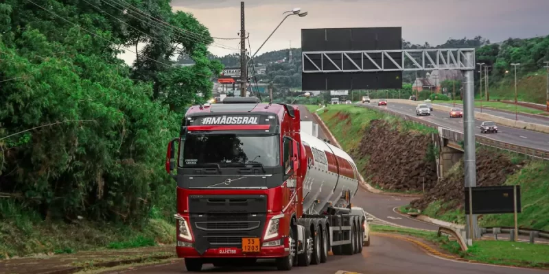 Vagas para Motorista de Carreta Tanque em Chapecó, SC