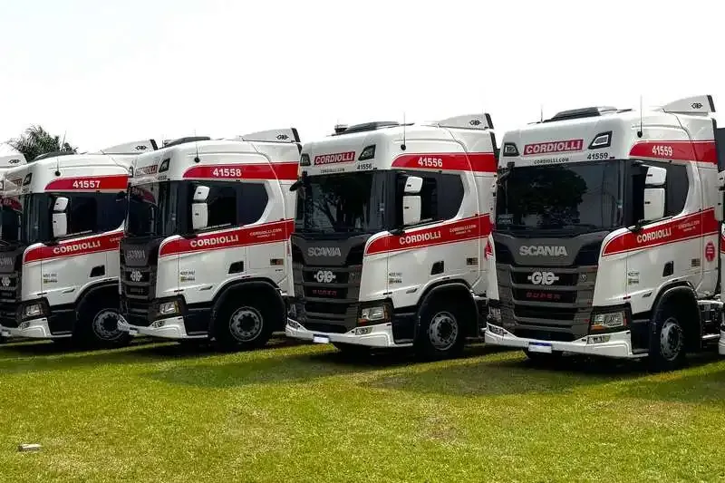Cordiolli Transportes: Contrata Motoristas Carreteiros em Maringá