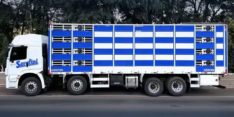 Serafini Transportes abre vagas para Motoristas de Caminhões Truck em SC