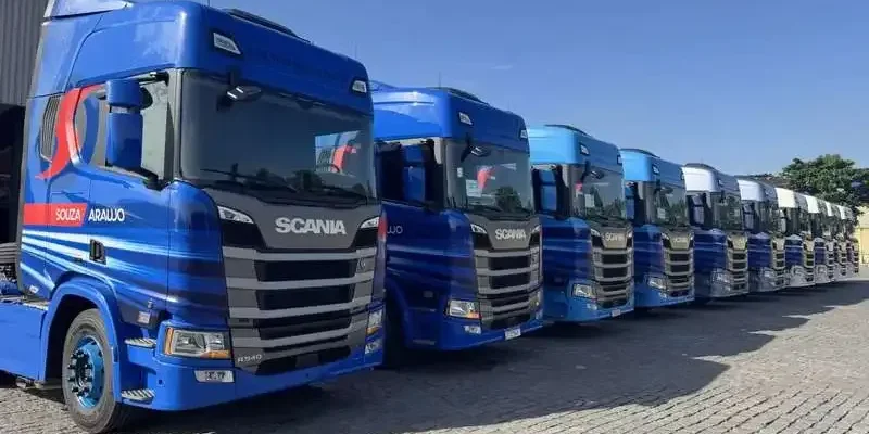Souza Araujo Logística Contrata 13 Motoristas de Bitrem CNH E no RJ